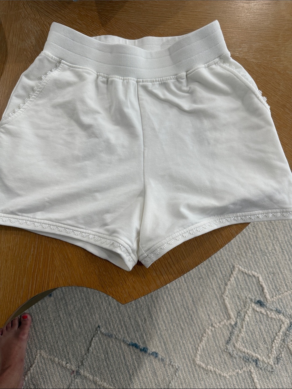 Sundays XS New Without Tags Off White/Cream Rory Sweatshort